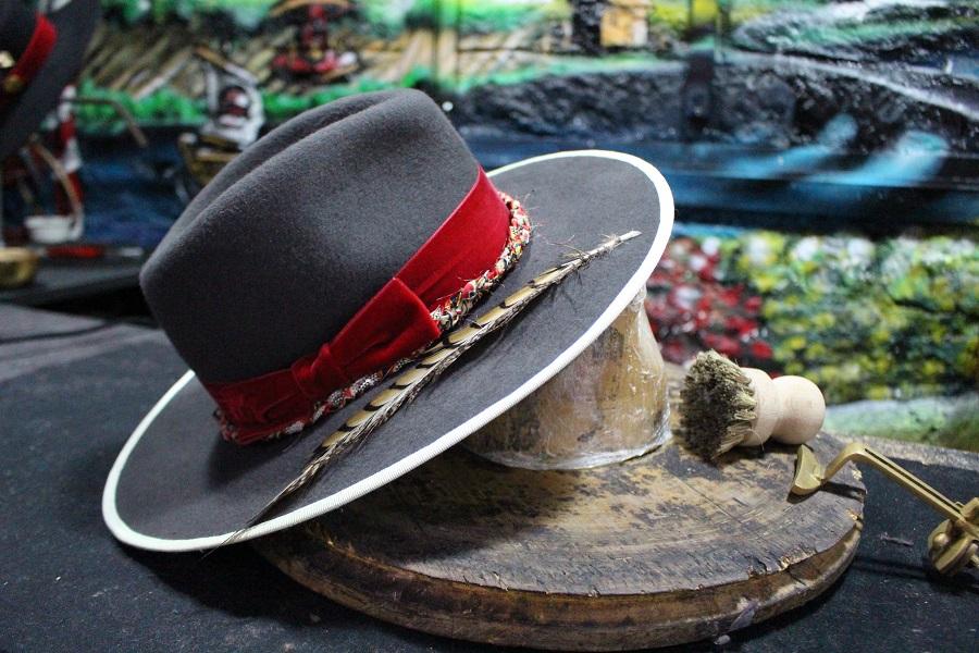 Make your own hat: Hat making workshop