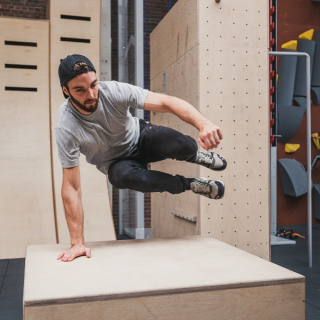 Team Building Ninja Warrior : Le 1er parcours d’obstacles Indoor (pour tous)